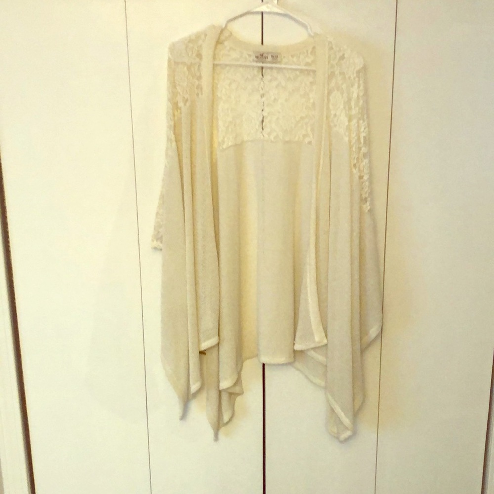 Light weight sweater